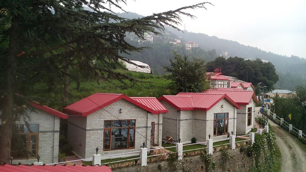 Village Live In Resort Chail Exteriér fotografie