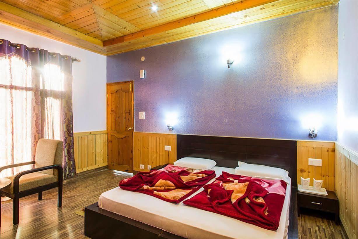 Village Live In Resort Chail Exteriér fotografie